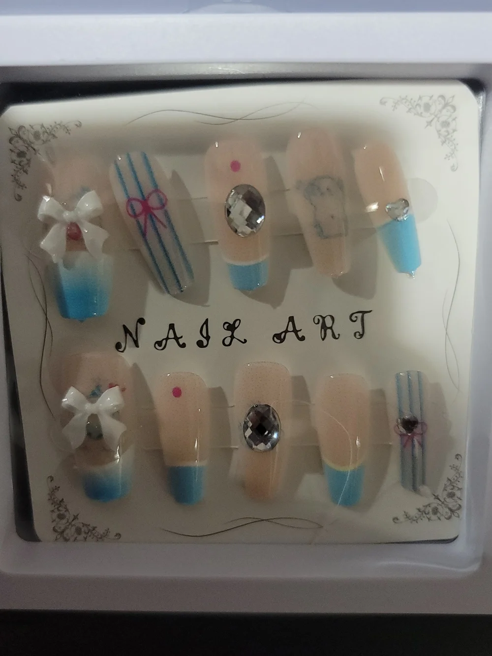 Press-On Nail Set Of 6 Desing - Pastel Multi-Color